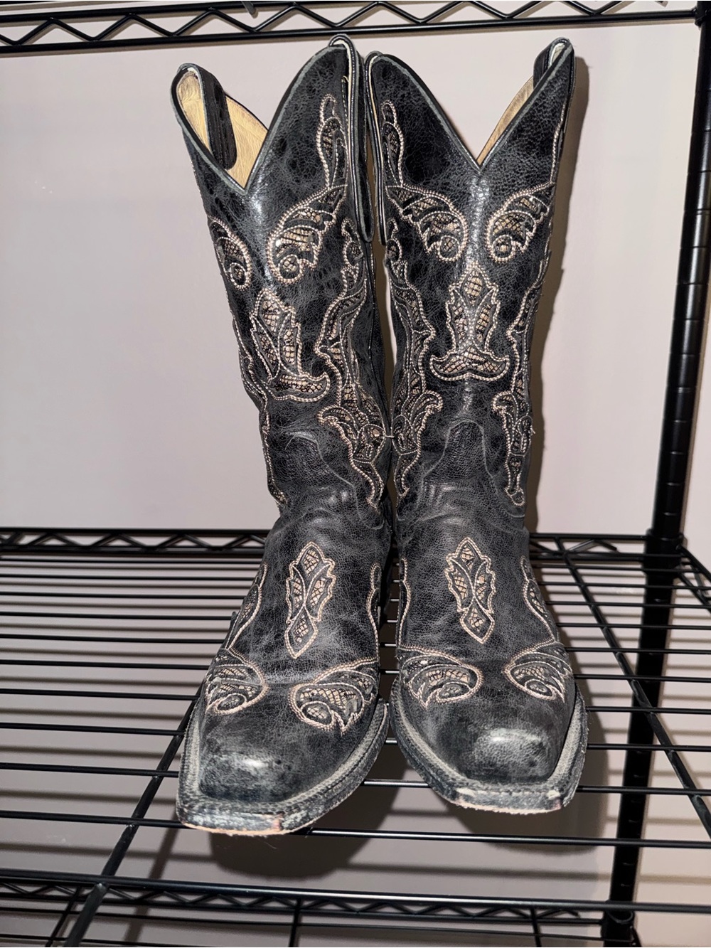 Old Gringo Black Boots with Cream Embroidery